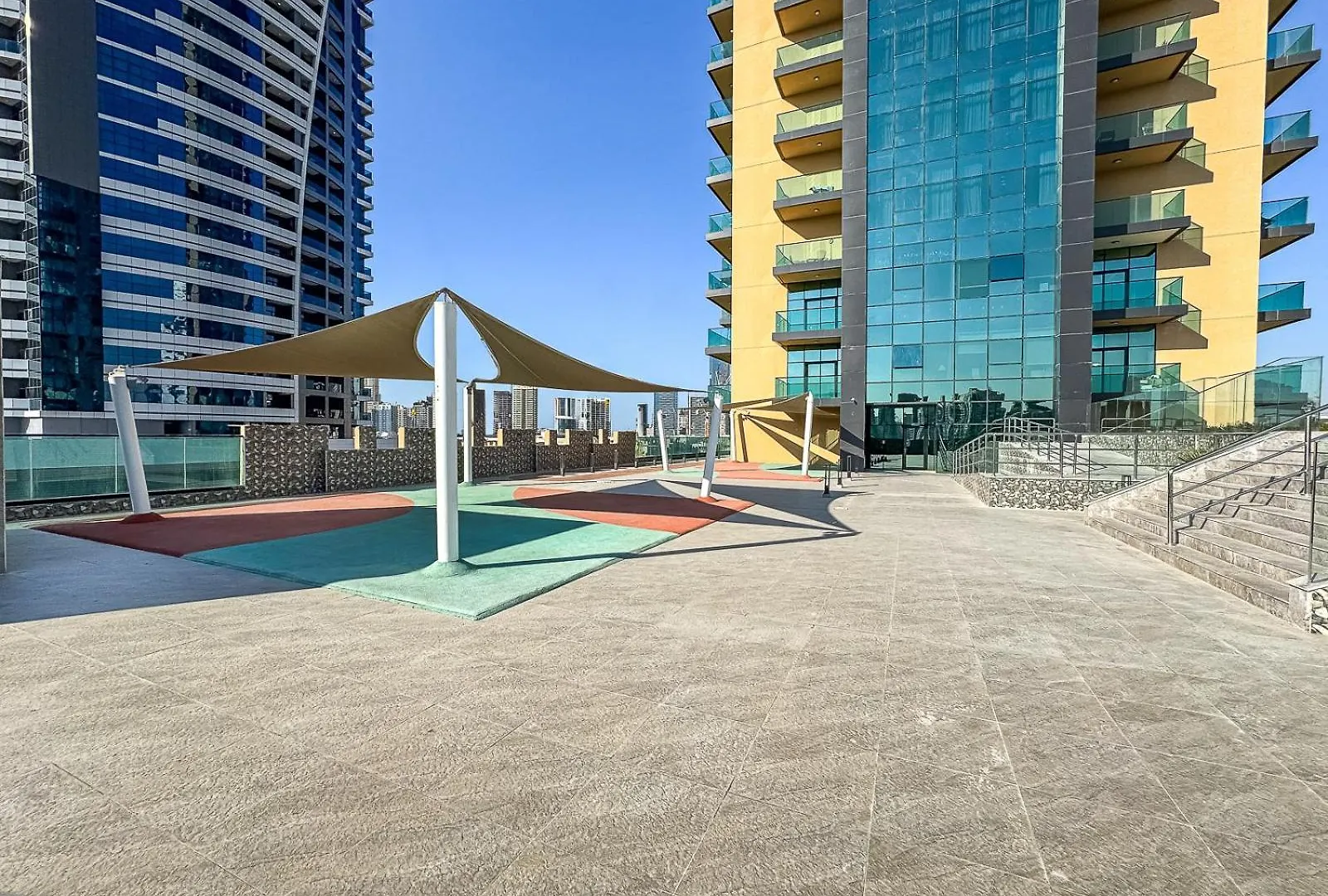 Lovely Studio With Pool And Gym Dubai 0*,  United Arab Emirates