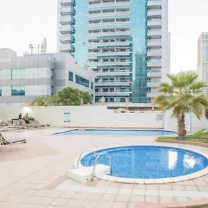 Luxury In Marina Dubái